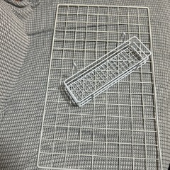ワイヤーネット　ワイヤーラックの画像