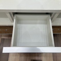 ジモティー割引🏷️【ジャングルジャングル 岸和田和泉インター店】テレビ台 ホワイト 和泉市 堺市 岸和田市 泉大津市 高石市 泉北郡熊取町の画像
