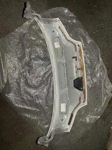 一時中断　
ボンネット　リヤ ウイング　テール　