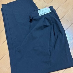 ユニクロ ウルトラストレッチ アクティブ ワイドパンツ Mサイズ ブラック 未使用タグ付きの画像