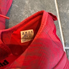 PUMA ランニングシューズの画像