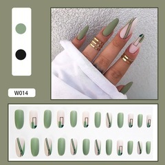 ネイルチップ24個入りの画像