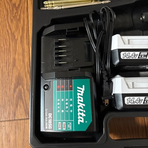 マキタ　インパクトセット　バッテリー　14.4V 2個