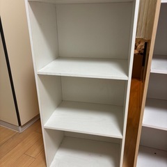 収納家具の画像