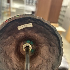 K2510-051 ステンドグラス風 テーブルランプ 電球欠損 キズ汚れ破れ有りの画像