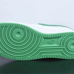 未着用‼️NIKE &ルイヴィトンスニーカー　28.0cmの画像