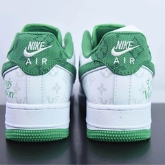 未着用‼️NIKE &ルイヴィトンスニーカー　28.0cmの画像