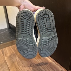 Travis Scottoスニーカーの画像