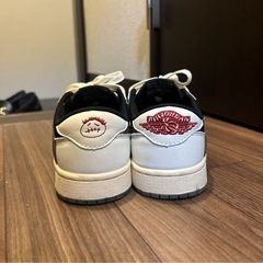 Travis Scottoスニーカーの画像