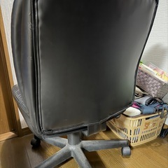 昇降式デスクチェアの画像