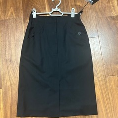 レディーススーツの画像