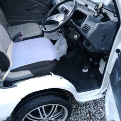 ホンダアクティ軽トラック 軽自動車　白　５足マニュアル　ＦＵＬＬＴＩＭＥ４WDの画像