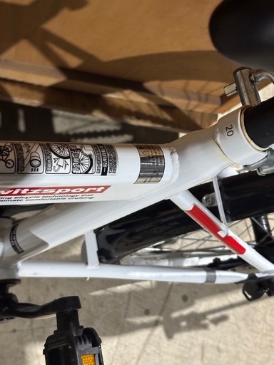 Switzsport 折りたたみ自転車 ホワイト［直接取引のみ愛知県瀬戸口駅 Switzsport 折りたたみ自転車 ホワイト (屋) 瀬戸口の折りたたみ