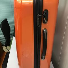 【美品】CAUTION スーツケース「TSAロック鍵有り」の画像