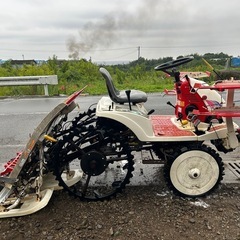 ヤンマー 田植機 4条植え　セル　ロータリー式　デフロック 乗用型　田植え機　田んぼ　Pe-40R ガソリン 5.8馬力 農機具 4条　宮崎 簡易始動動画ありの画像