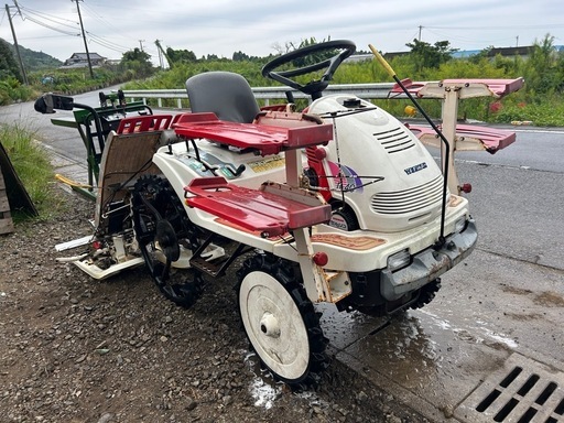 ヤンマー 田植機 4条植え　セル　ロータリー式　デフロック 乗用型　田植え機　田んぼ　Pe-40R ガソリン 5.8馬力 農機具 4条　宮崎 簡易始動動画あり