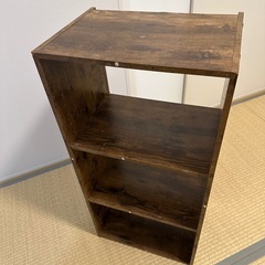 ３段収納ラックの画像