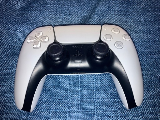 PS5 プレイステーション5 ディスク搭載版CFI-1100A01  10/13 
12時販売終了