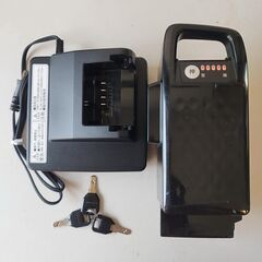 【美品】Panasonic パナソニック 電動アシスト自転車 ロングセラーモデル VIVI DX ビビ DX BE-ELD636R バッテリー16Ah 26インチ 3段変速 フレアレッドパール 電動自転車 譲渡証明書の画像