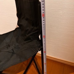 折りたたみ椅子の画像