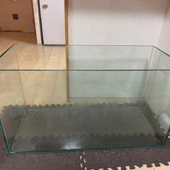 90㎝オールガラス水槽　2個の画像