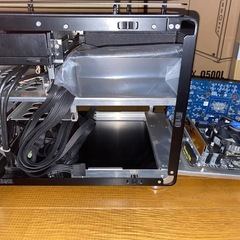 LIANLIのMATXpcケースとおまけの画像