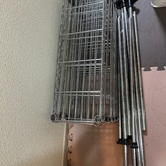 スチールラックの画像