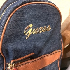 【お譲り予定者決定】GUESSリュック　美品柔らかいデニム素材デザインの画像