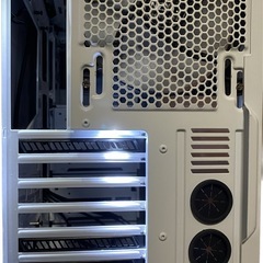格安フルタワーpcケースの画像