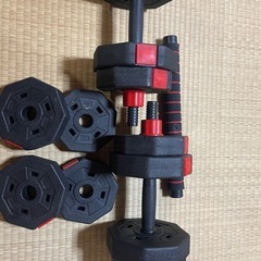 腕の
トレーニング用ダンベルの画像