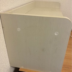 食器棚の画像