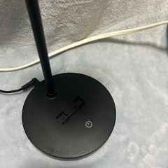 スマホスタンド付き デスクライトの画像