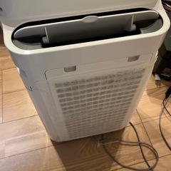 SHARP 空気清浄機の画像