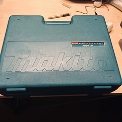 マキタ　オートパックスクリュードライバー　６８４１Rの画像