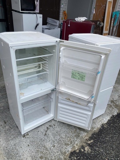 NO B563?福岡市内配送設置無料✨?ユーイング(U-ING) 2ドア電気冷凍冷蔵庫 110リットル UR-F110F(W)