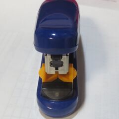 ホッチキス フラットホッチキス ST-010X PLUS プラスの画像