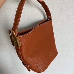 レザーばっバッグの画像