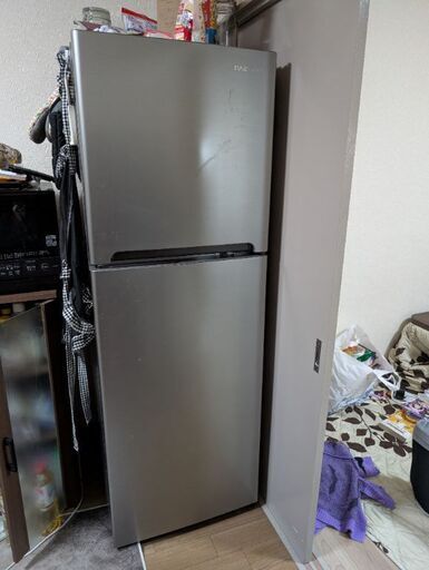 冷凍冷蔵庫　243L  (2016)