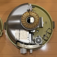 アラジンポータブルガスストーブの画像