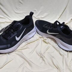 【まだ受付中･送付可能】新品タグ付 NIKE ナイキ ウェアオールデイ レディース 25㎝ ブラック 送料無料 早い者勝ちです✨✨の画像