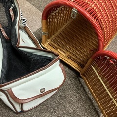 美品 2個セット 犬 猫 向けの　ペットキャリー　キャリーバッグ　おでかけ　移動　お散歩の画像