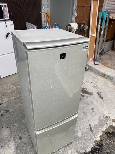 NO B570?福岡市内配送設置無料✨?【プラズマクラスター搭載】トップフリーザー167L冷蔵庫 ゴールド系 SJ-PD17T-N