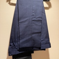 メンズ　スーツ上下の画像