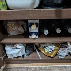 食器棚(2023)の画像