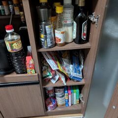 食器棚(2023)の画像