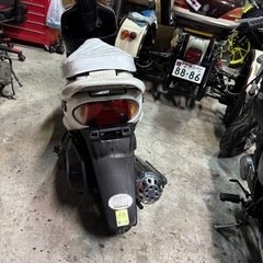 HONDA DIO ZX 】大人気 2スト　ホワイト　エナメルシート新品の画像