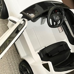 Mercedes-Benz GLCクーペ　電動乗用ラジコン の画像