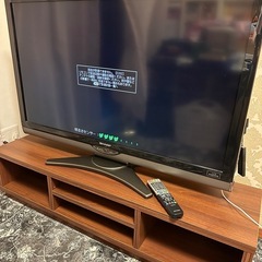 2011年SHARPテレビ46インチ リモコン付き　TVボード付き　の画像