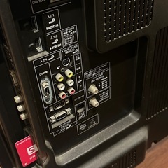 2011年SHARPテレビ46インチ リモコン付き　TVボード付き　の画像