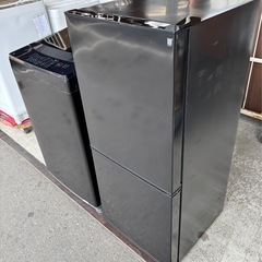 ✨ 2022–2023 ブラック家電セット  冷蔵庫 約140L（2022年）＋ 洗濯機 6kg（2023年・ニトリ NTR60 BKN） 🚚【配達可能・安心保証あり】の画像